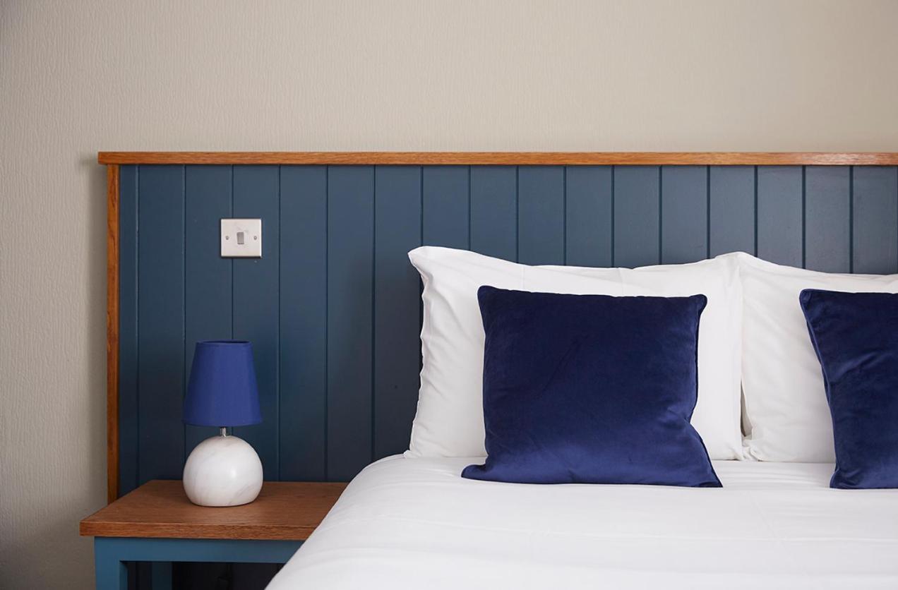 Old Manse Hotel By Greene King Inns Bourton-on-the-Water Bagian luar foto